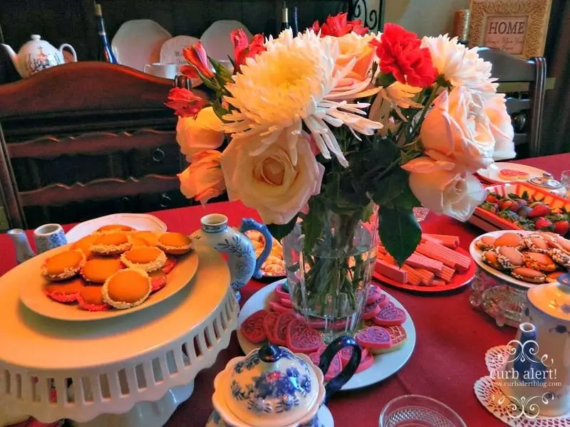 Tea Party Ideas For Little Girls {With Lots Of Pictures!)