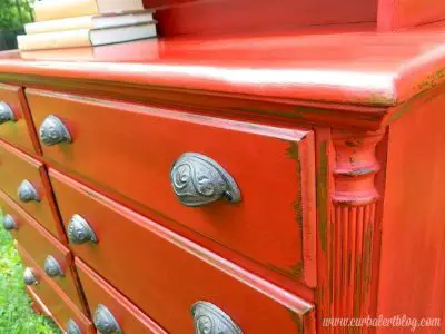 Red dresser painted wiht Annie Sloan chalk paint